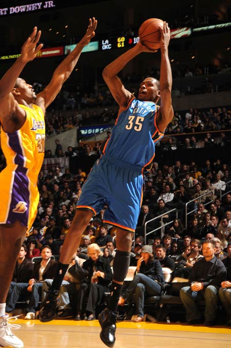 他不仅是一 他不仅是一