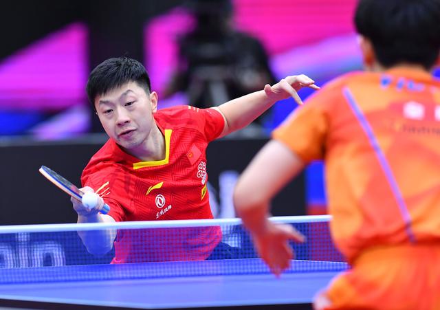 奋力拼抢与 奋力拼抢与