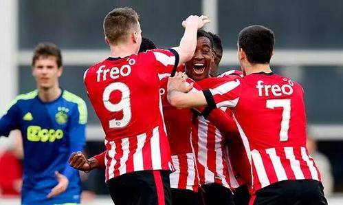 斯的加盟 斯的加盟